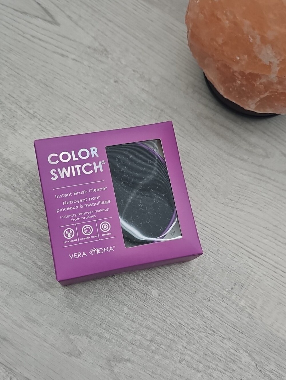 Vera Mona Color Switch Instant Makeup Brush Dry Pad Cleaner Color Remover BNIB